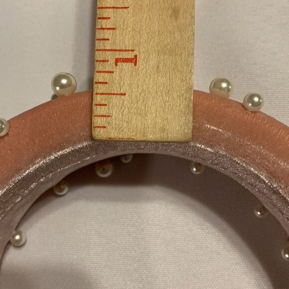 Headband, handmade pink velvet with various size pearls - Picture 8 of 9